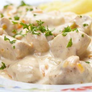 Курица в сивочно-сметанном соусе